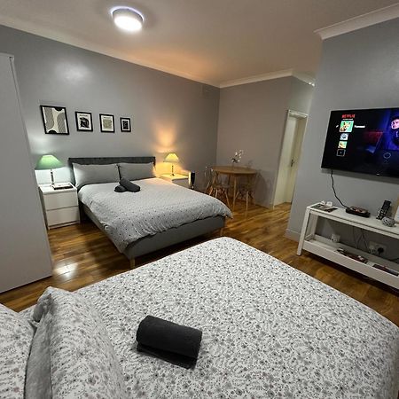 Central Ground Floor Studio Лондон Екстер'єр фото